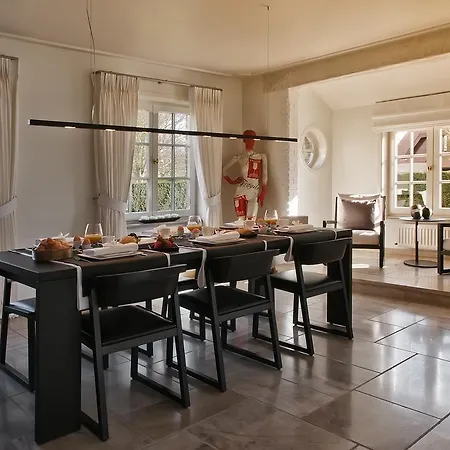 Colombe Blanche 住宿加早餐酒店 克诺克－海斯特