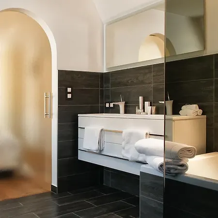 Colombe Blanche 住宿加早餐酒店 克诺克－海斯特