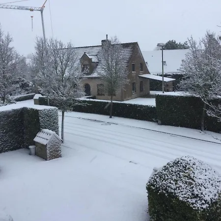 Colombe Blanche 住宿加早餐酒店